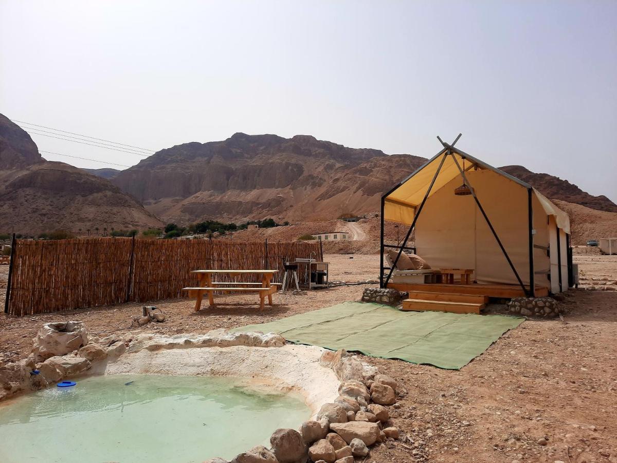 ホテル Tranquilo - Dead Sea Glamping Metzoke Dragot エクステリア 写真