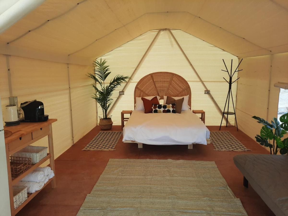 ホテル Tranquilo - Dead Sea Glamping Metzoke Dragot エクステリア 写真