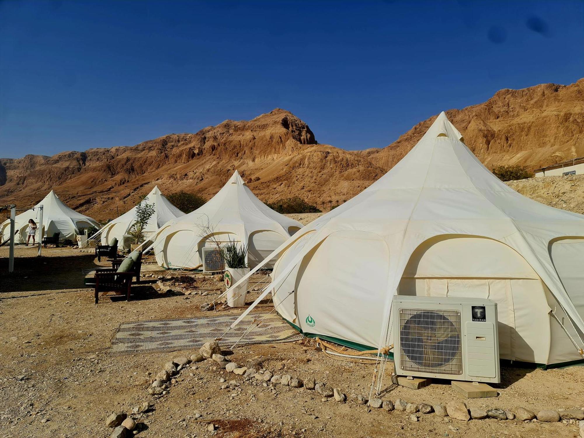 ホテル Tranquilo - Dead Sea Glamping Metzoke Dragot エクステリア 写真