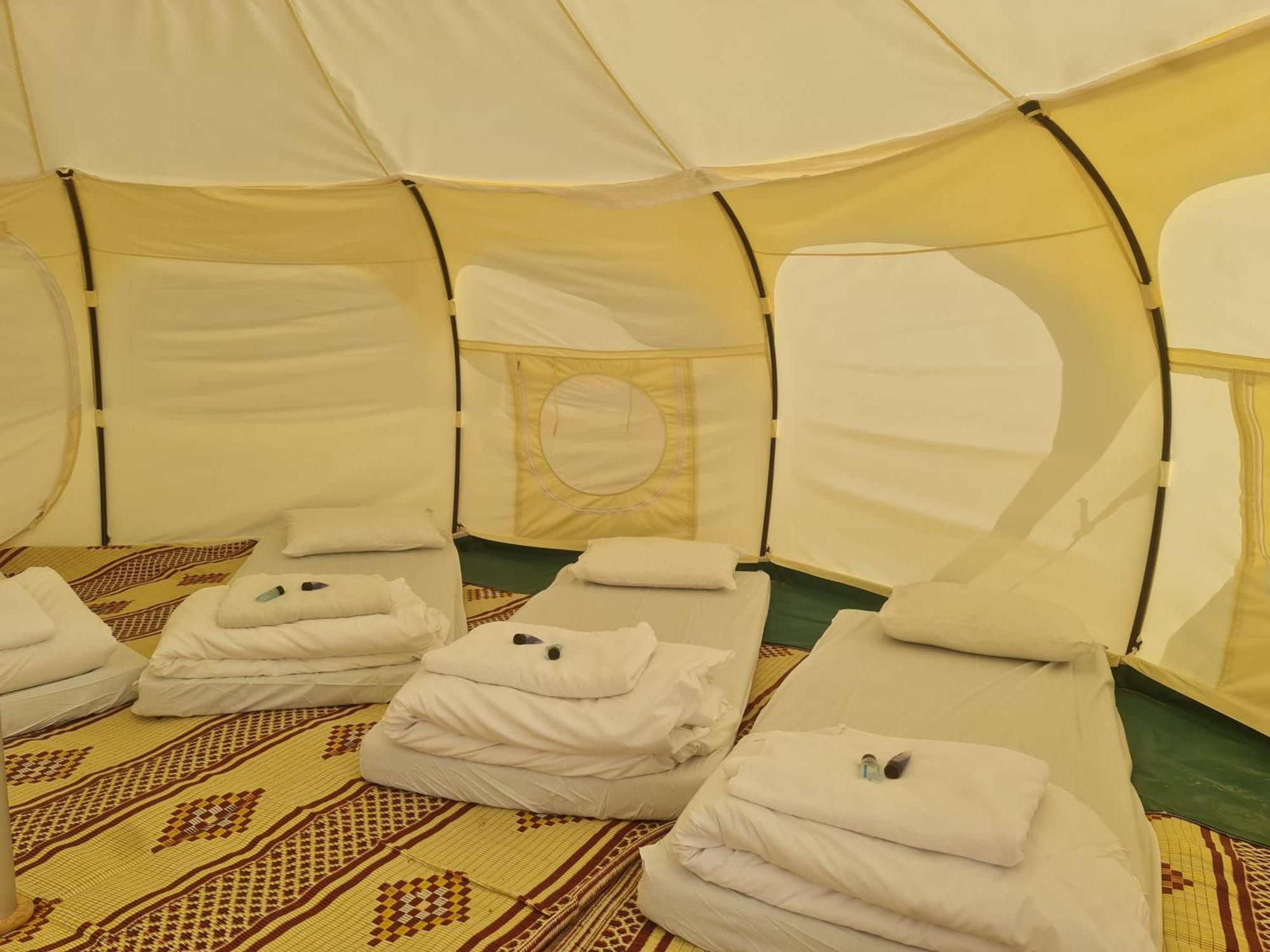ホテル Tranquilo - Dead Sea Glamping Metzoke Dragot エクステリア 写真